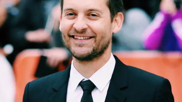 Tobey Maguire Biography, Age ,Net Worth, Wiki, Real Name, Children ...